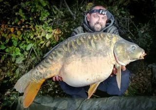 SEZÓNA JEŠTĚ NESKONČILA 💪 Zdarec, tak konečně jsem se po dvou měsících dostal na chvíli k vodě, abych vyzkoušel novinku...